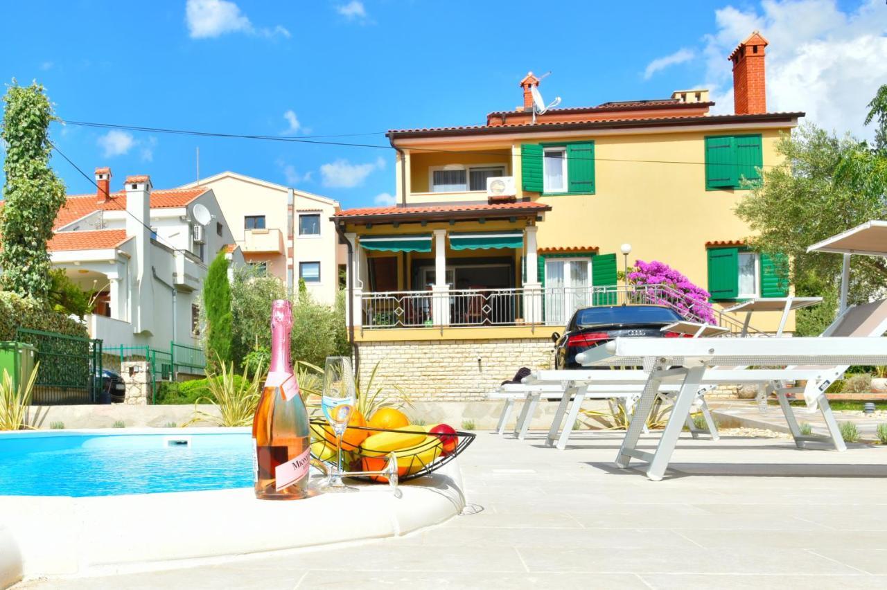 Villa Lux Nina With Six Bedrooms, Private Pool, Sauna Zadar Bagian luar foto