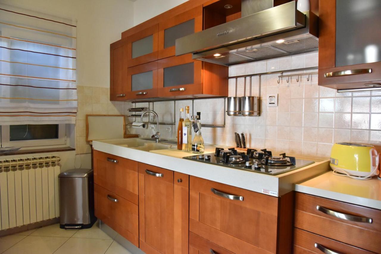 Villa Lux Nina With Six Bedrooms, Private Pool, Sauna Zadar Bagian luar foto